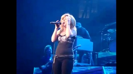 Kelly Clarkson Feat Reba Mcentire Never Again Live 