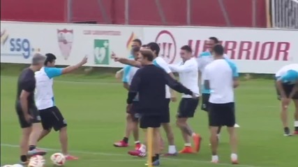 Севиля в пълна готовност за Зенит