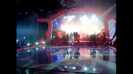 Venol King and Model Dance Group