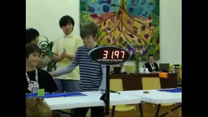 Rubik's Cube Official World Record 4x4x4 - 31.97 - Feliks Zemdegs