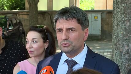 Брифинг: Обследването на ПТП вече ще включва и сервитута на пътя, съобщи зам.-министър Калоян Калоянов
