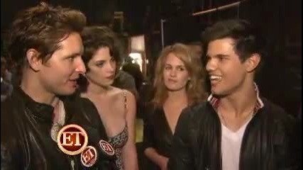 Twilight Cast Backstage Mtv Movie Awards 2009 
