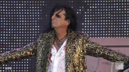 Alice Cooper - Schools Out // Frag. Another Brick In The Wall - Wacken Open Air 2017
