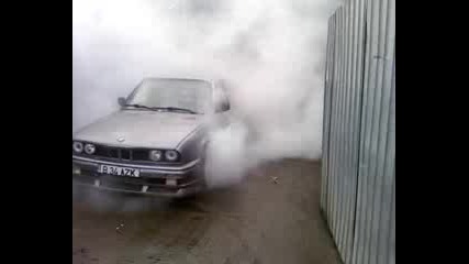 bmw e30 burnout