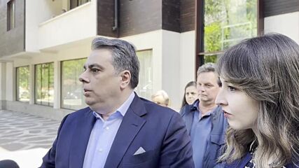 Василев: Върви изключително агресивна дезинформационна кампания, която плаши хорта