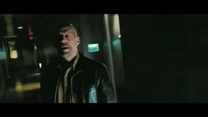 Breaking Benjamin - I Will Not Bow (official video clip) 