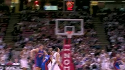 Vince Carter Windmill Dunk Vs Knicks