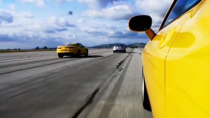 V - 8 Pony Car Drag Race! 2011 Mustang Gt vs 2010 Camaro Ss vs 2010 Dodge Challenger Srt8 