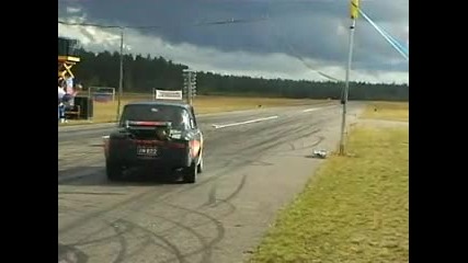Renault R8 drag race