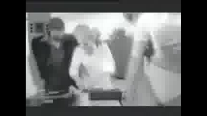 2 Brothers on the 4th floor - Thinking of you (1997).