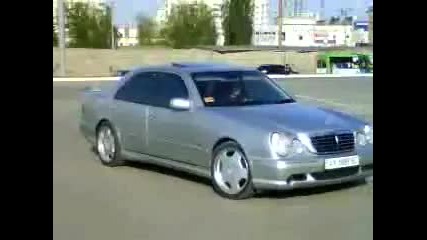 Mercedes E55