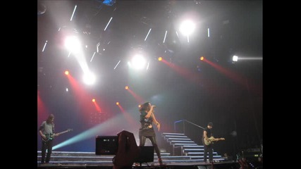 Laura Pausini 07.12.2009 Firenze 