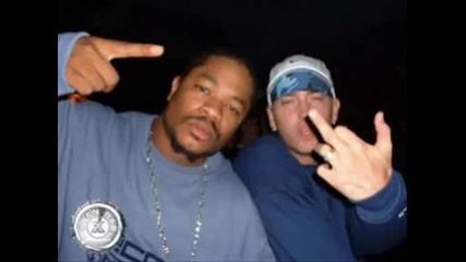 Eminem - Sing For The Moment.wmv