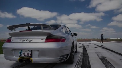 Да загубиш управление при 300 km/h с Porsche 1300 hp !