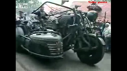 Чудовищен мотор