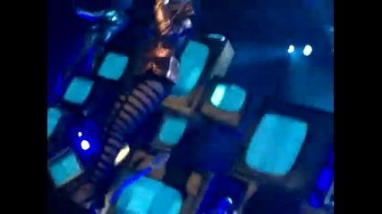 Rihanna - Wait Your Turn (abu Dhabi New Years Eve) 
