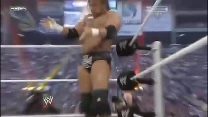 Triple H - Jumping Knee Drop