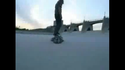 Човекът Скейтборд