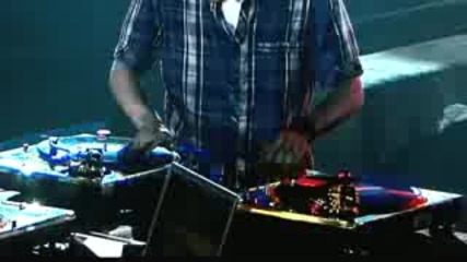 Dmc Champs Craze and Klever Battle on Traktor Scratch Duo..