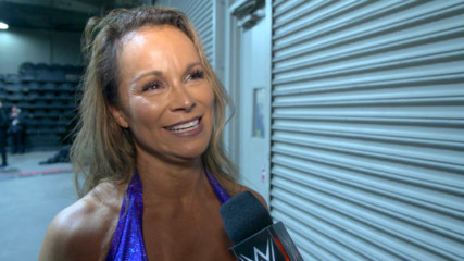 WWE Hall of Famer Ivory was not ready for Asuka in Battle Royal: WWE.com Exclusive, Oct. 28, 2018
