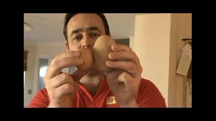 Какво се крие в най-голямото яйце в света