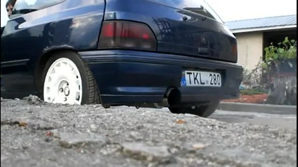 Renault Clio 16v limiter sound