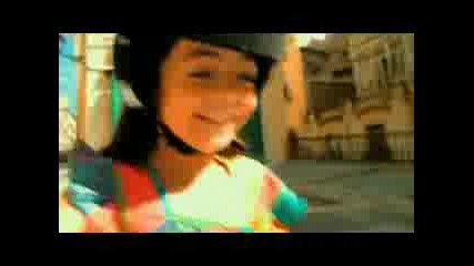 The Life in a Day Trailer 2011 !