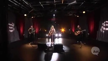 Прекрасно изпълнение! Аvril Lavigne- Мy happy ending ( Aol Sessions )
