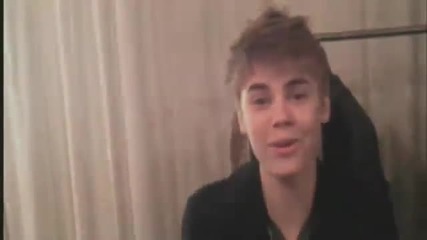 Justin Bieber Getting his hair cut real deal 