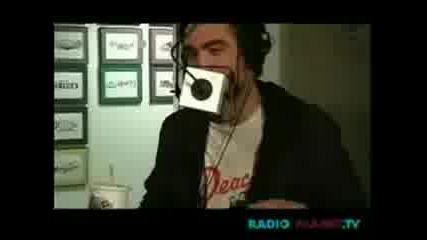 Funny Interview Moments with Robert Pattinson (8)