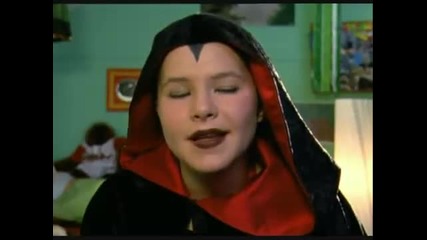 the sleepover clun S01 ep 2 part 3 scary movie 