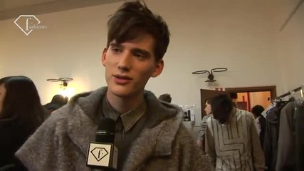 fashiontv Ftv.com - Milan Men F W 11 12 Albino Deuxieme Backstage 