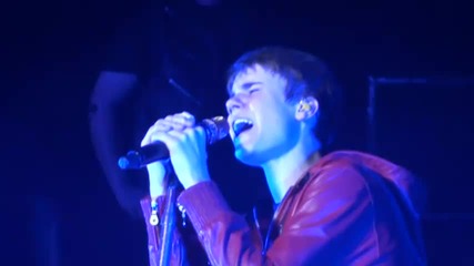 Justin Bieber_ My World Tour - That Should Be Me (ending) Live
