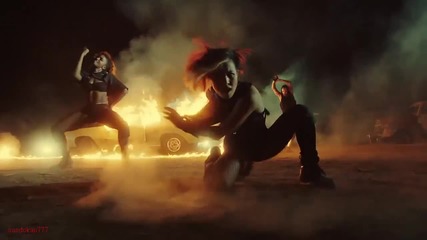 Yandel - Hasta Abajo ( Official Video )