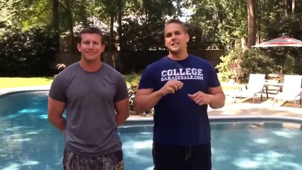 Ted Dibiase Jr. бива залят с ледена вода ( Ice Bucket Challenge )
