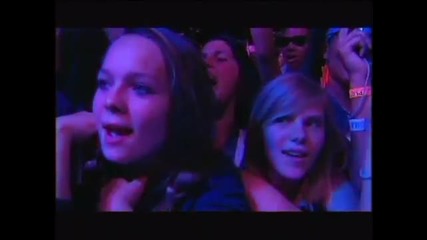 Avril Lavigne - What The Hell 2011 Muchmusic Video Awards