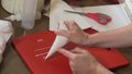 Как да направим шприц от хартия