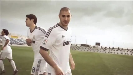 Реал Мадрид Показа Новите Екипи 2012-2013