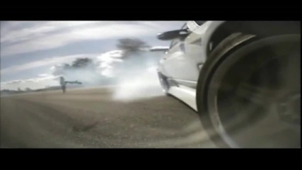 Hd Perfect drifting with Nissan Silvia s15 and more (hd)