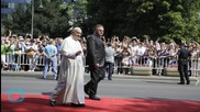 Pope Urges Bosnians to Work for Peace, Reconciliation