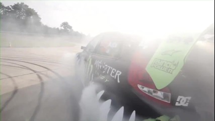 Ken Block показва най - доброто от себе си с Ford Focus