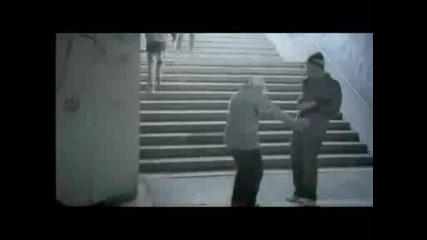 Песента - Wosh Mc,  Logo5,  F.a.r.s.,  Ruth,  Dj Darkstep