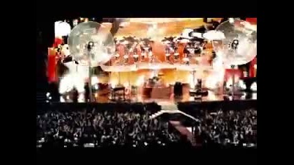 Muse - Supermassive Black Hole - Live At Wembley Stadium 2007 