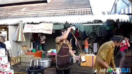 Тайландски метод за охлаждане на чая 