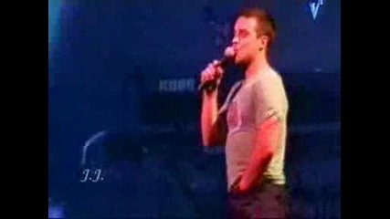 Robbie Williams - Let Me Entertain You (live At Slane Castle 1999)