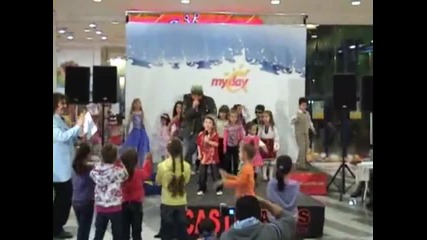 lil sha ft. big sha - Az sum Lil Sha ... Live in Mall Varna