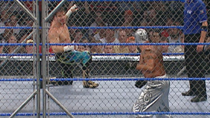 Еди Гереро vs. Рей Мистерио - Мач в стоманена клет: Разбиване, 9.09.2005