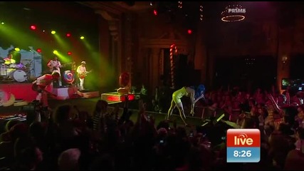 Katy Perry - Hot N Cold (sunrise live)