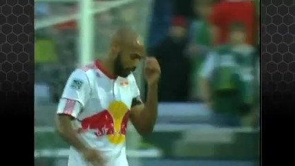 Thierry Henry получава безмислен червен картон