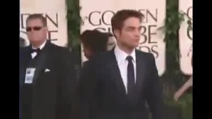 Robert Pattinson on the red carpet - Golden Globes 2011